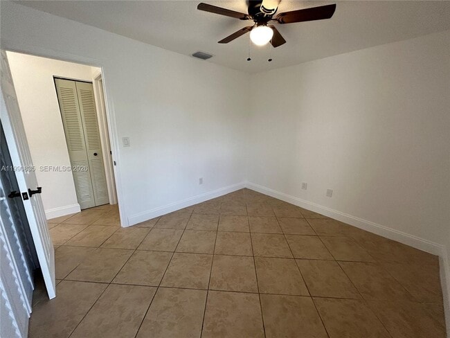 Building Photo - 8910 SW 4th Ln