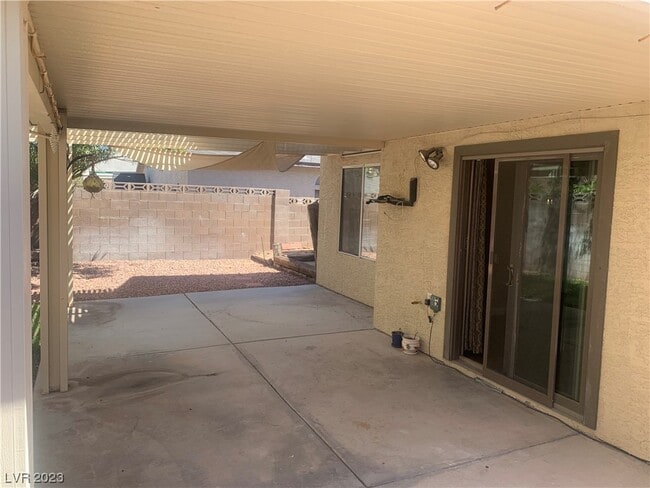 Building Photo - 8112 Sunset Mill Dr