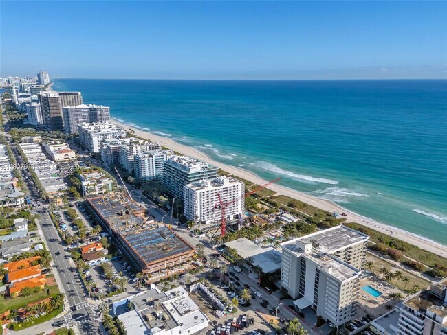 Building Photo - 9273 Collins Ave