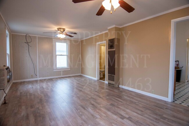 Building Photo - 1 Bedroom Rental in Cherryvale, KS
