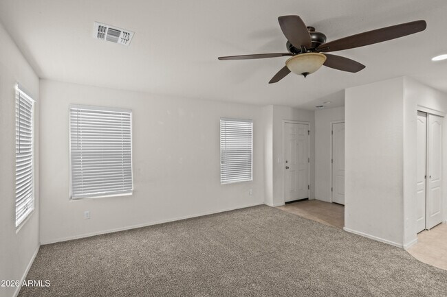 Building Photo - 472 N Ranger Trail