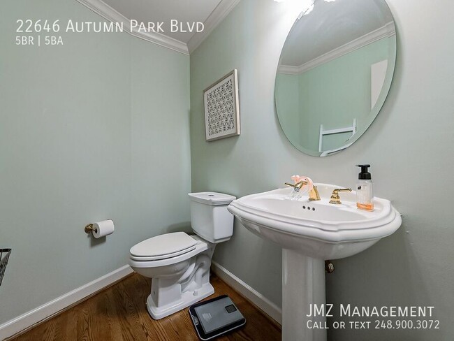 Building Photo - 22646 Autumn Park Blvd