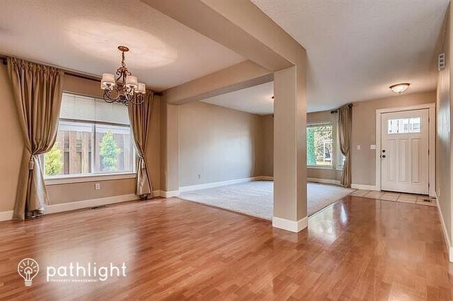 Building Photo - 15805 NE 79th Street