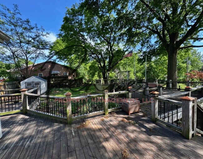 Building Photo - 3638 Blue Ridge Blvd