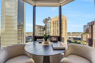 Building Photo - 1111 Caroline St