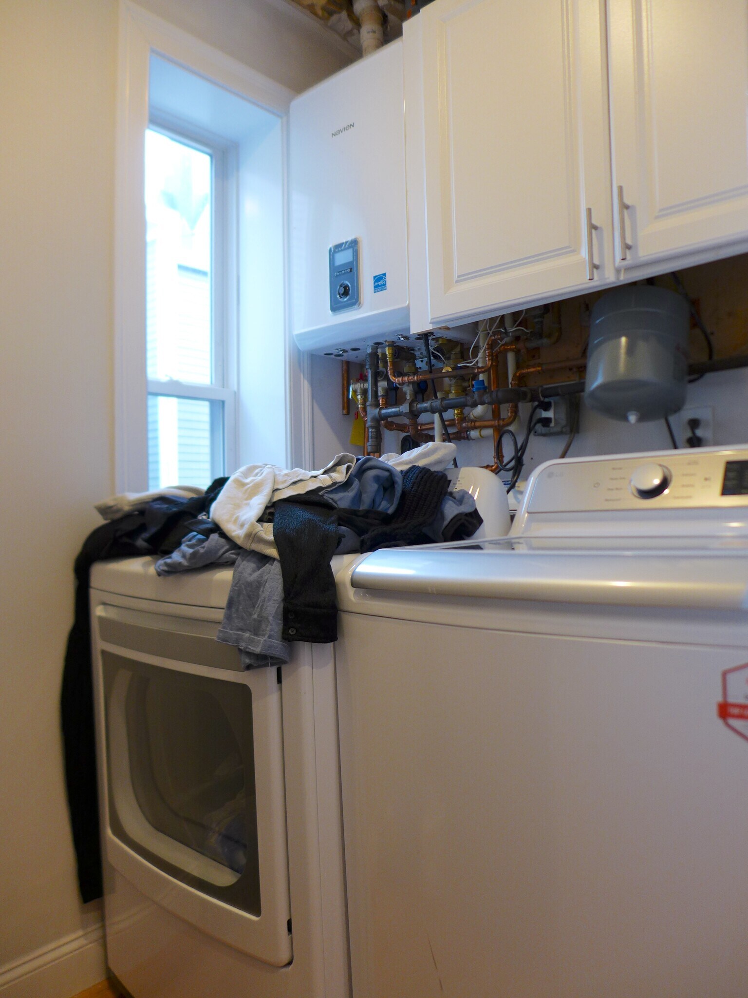 Building Photo - 725 Parker St