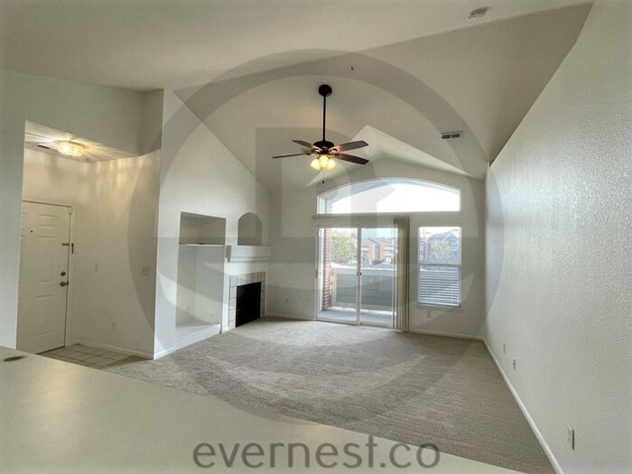Building Photo - 14251 E 1st Dr