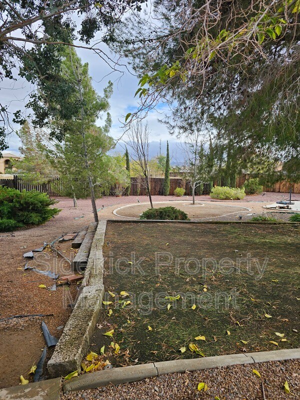 Building Photo - 15775 Cheyenne St