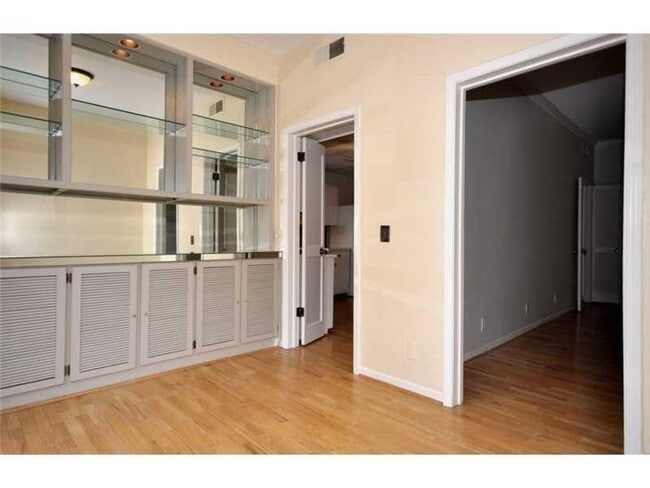 Building Photo - 1230 Piedmont Ave NE