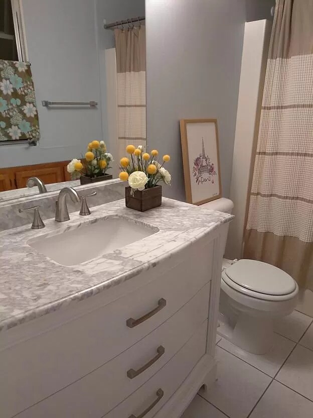 Building Photo - 84 Pukihae St