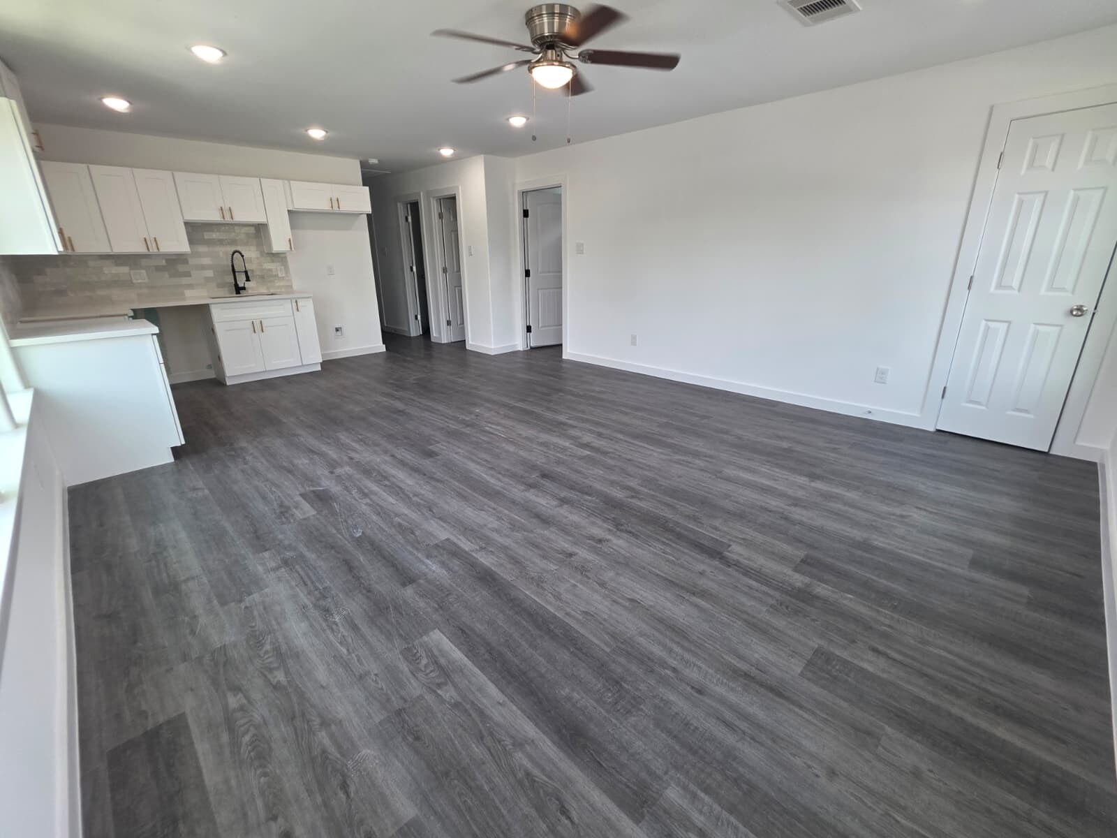 Building Photo - 4702 Baton Rouge St