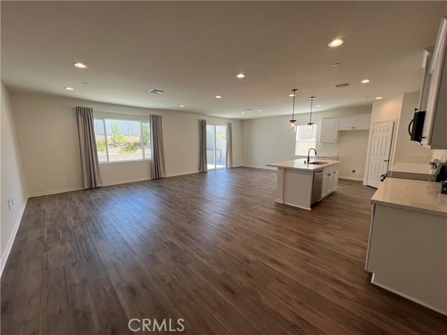 Building Photo - 28303 Blackjack Dr
