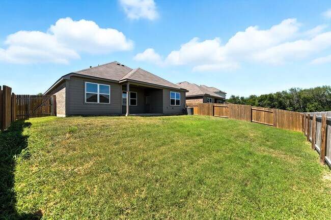 Building Photo - 1151 Amy Dr