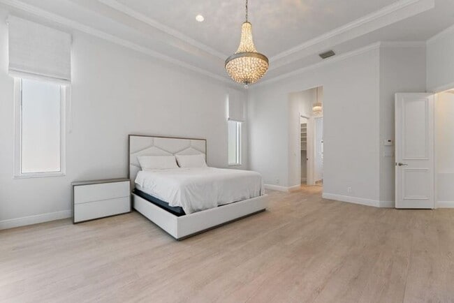 Building Photo - 128 Abondance Dr