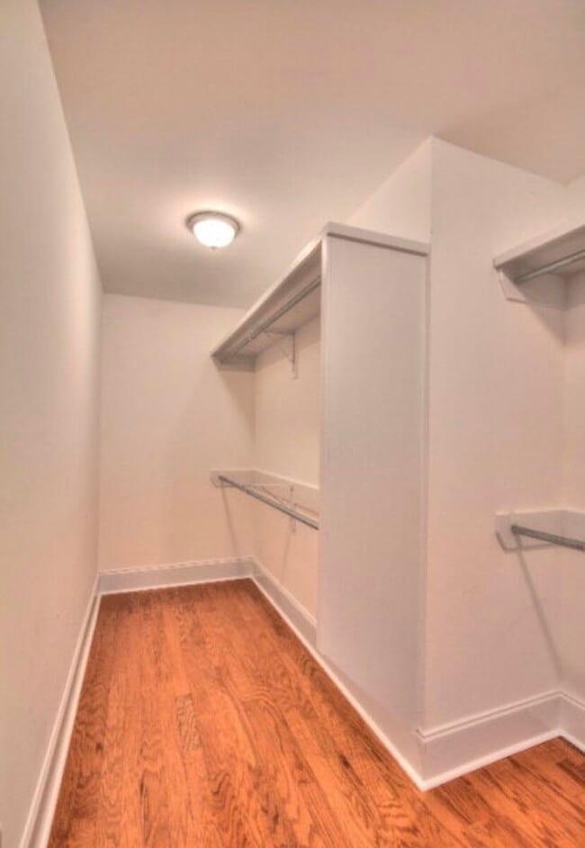 Building Photo - 3005 Daufaskie Rd