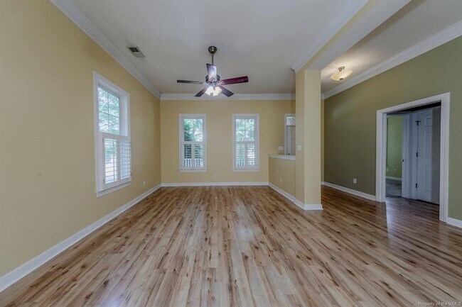 Building Photo - 9127 3 Bushel Dr