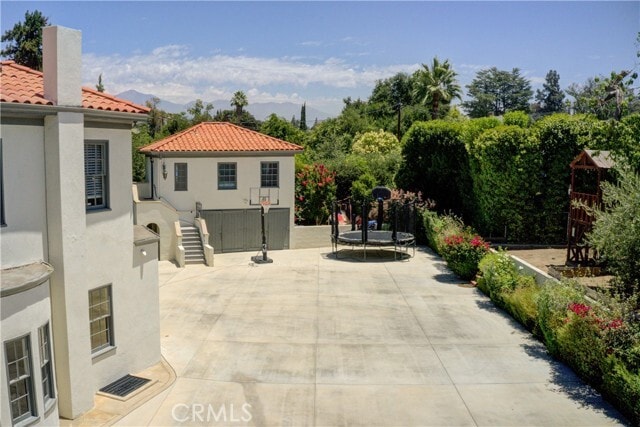 Building Photo - 1205 W Highland Ave