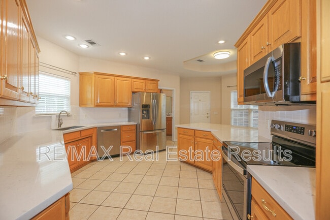 Building Photo - 6454 Norman Ave