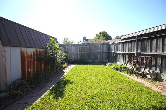 Building Photo - 2318 Springfield Ln