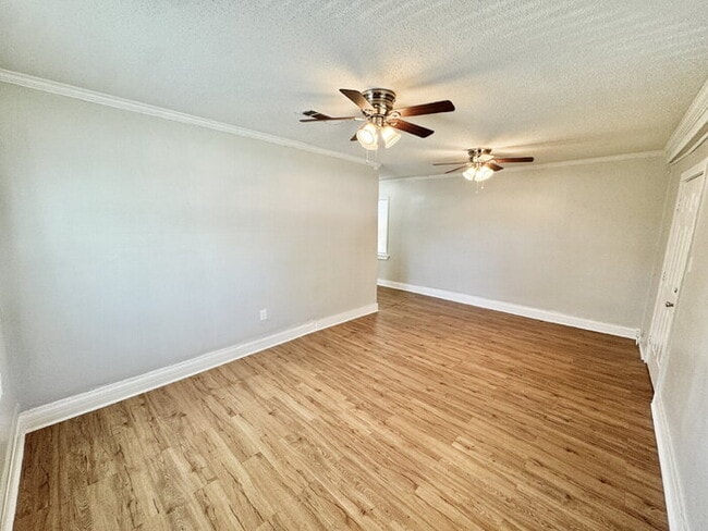 Building Photo - 2603 Carnes Ave