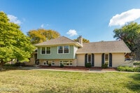Building Photo - 11S639 McGrath Ln