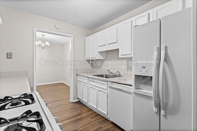 Building Photo - 606 Augusta Dr