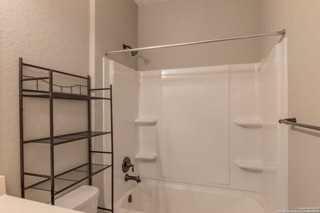 Building Photo - 10506 Castello Cyn