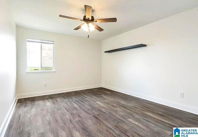 Building Photo - 422 Skyview Dr