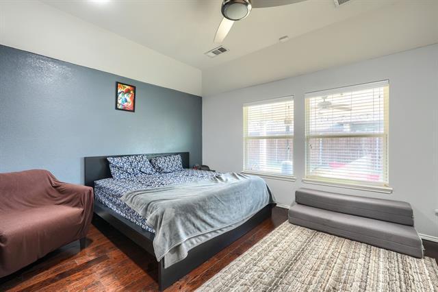 Building Photo - 616 Smokebrush St