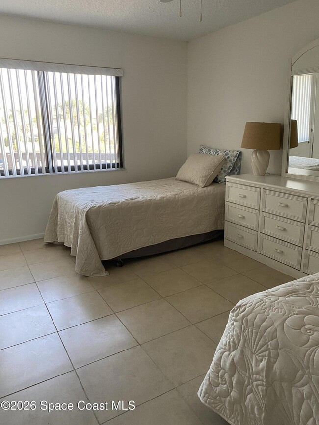 Building Photo - 3274 Sand Ct