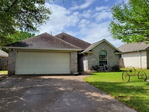 Building Photo - College Station -3 bedroom / 2 bath / 2 car garage / fenced in back yard. IN EDELWEISS GARTENS
