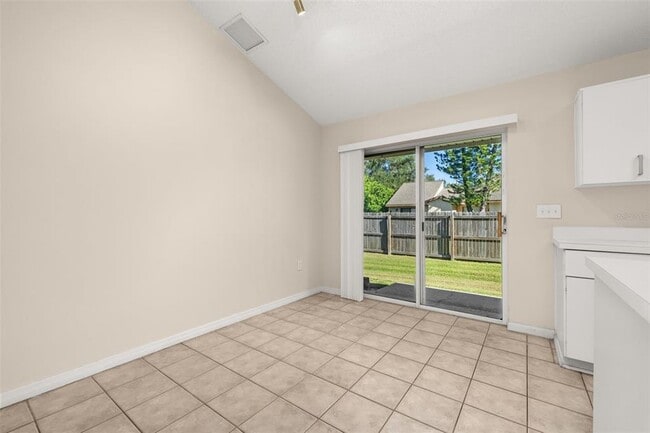 Building Photo - 3141 Enclave Ct