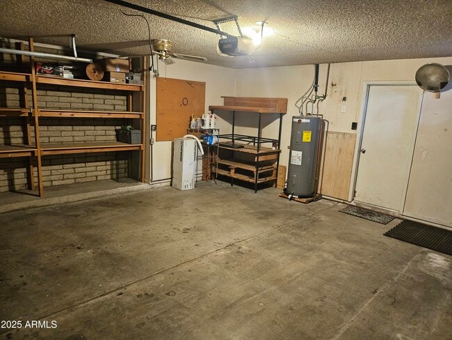Building Photo - 1618 E Bell De Mar Dr