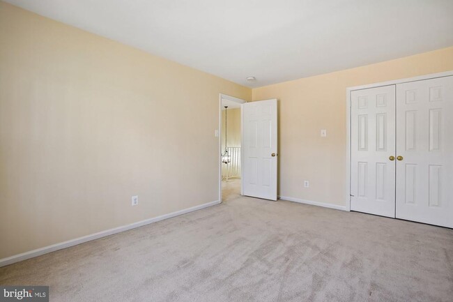 Building Photo - 6604 Tina Ln