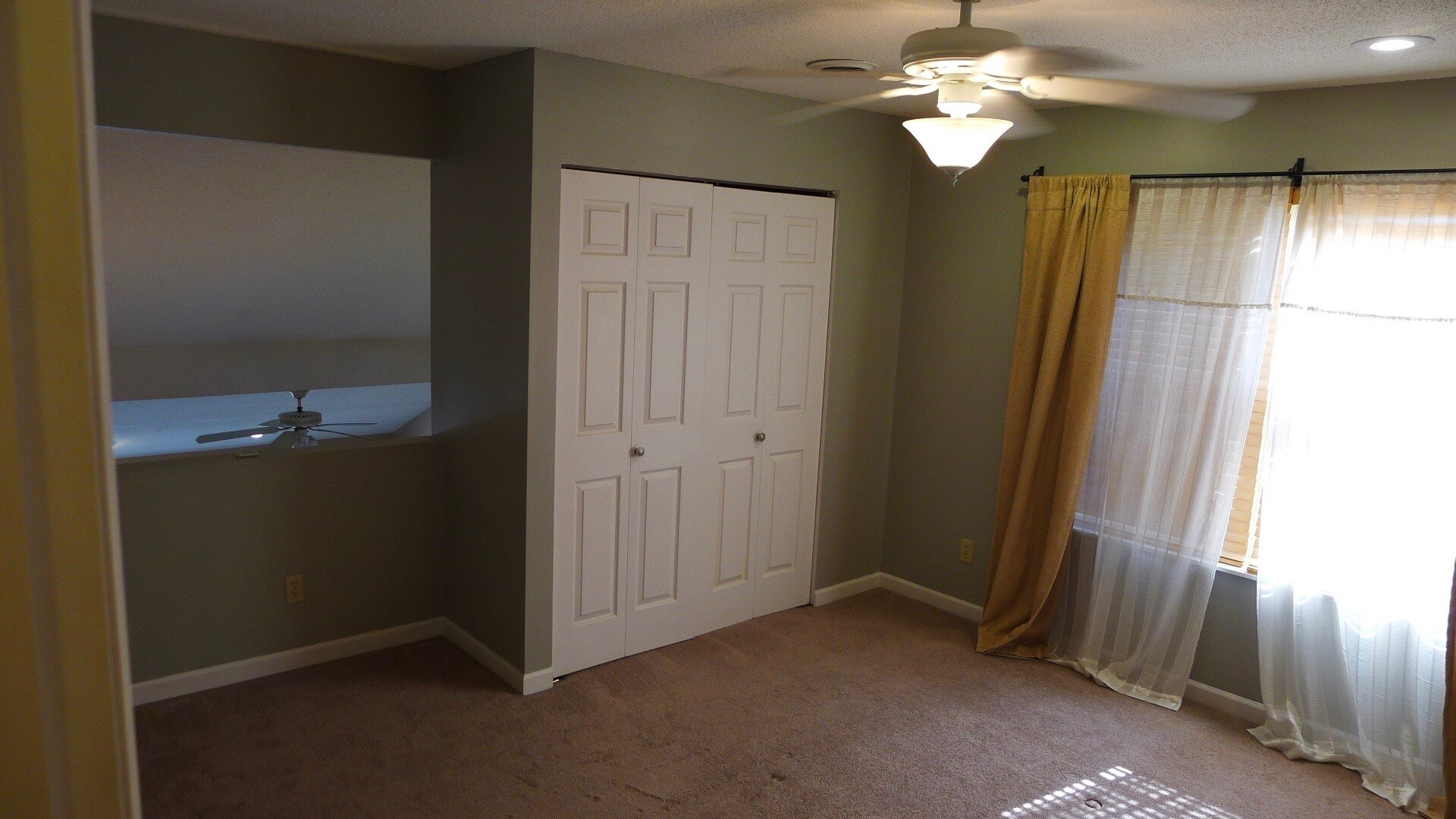 Building Photo - 204 Misty Cove