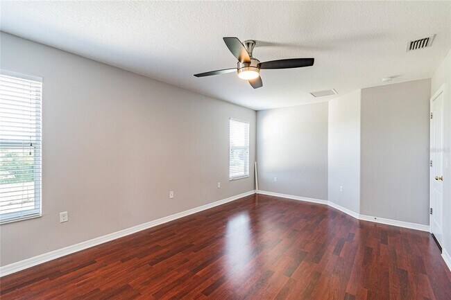 Building Photo - 8016 Alamosa Wood Ave