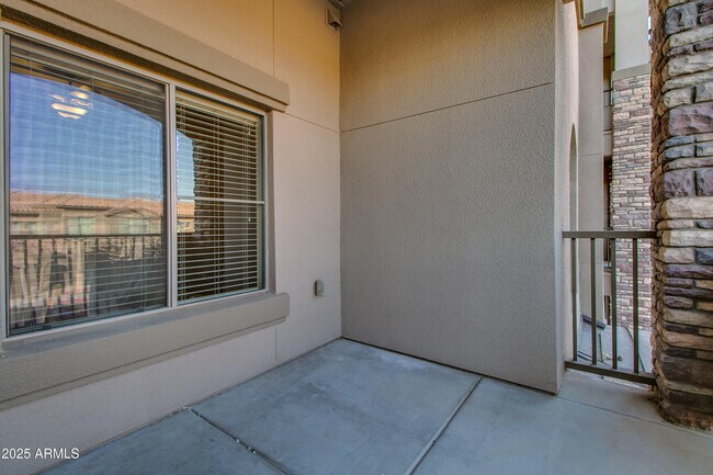 Building Photo - 5350 E Deer Valley Dr
