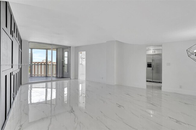 Building Photo - 100 Golden Isles Dr