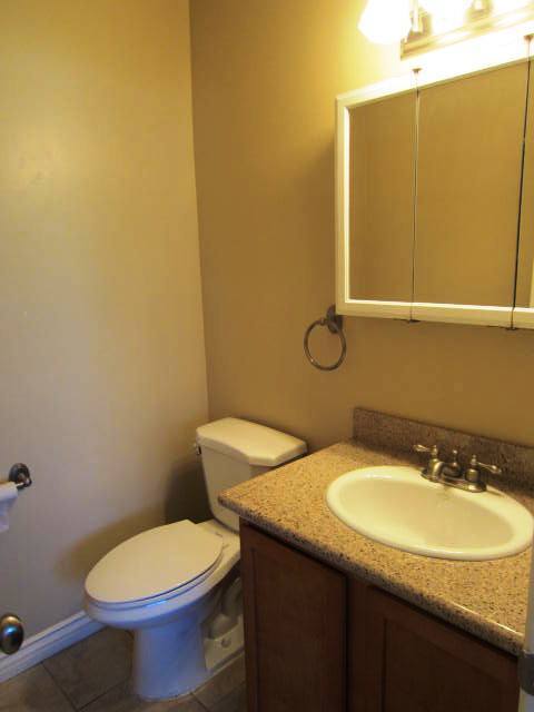 Building Photo - E MADISON - BEAUTIFUL CONDO IN EL CAJON, A...