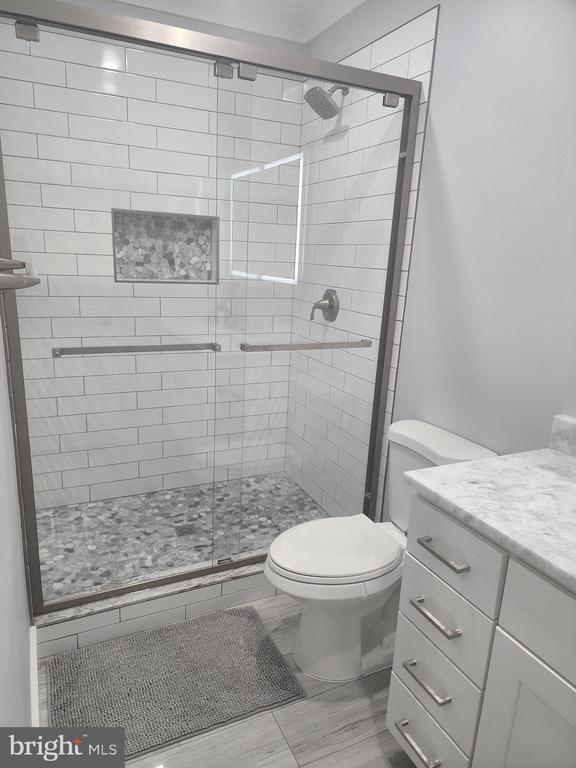 Building Photo - 255 S Pickett St