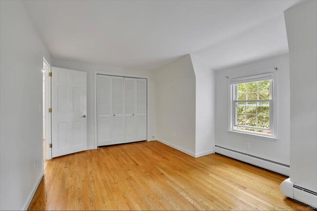 Building Photo - 77 Hemlock Ridge