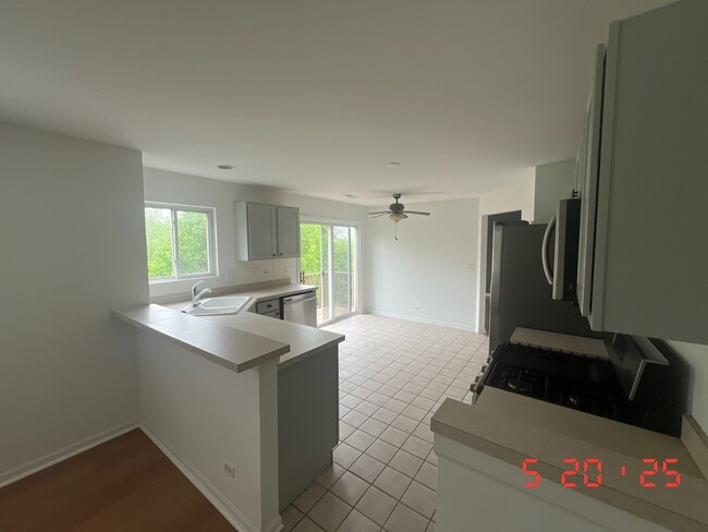 Building Photo - 1429 Meadowsedge Ln