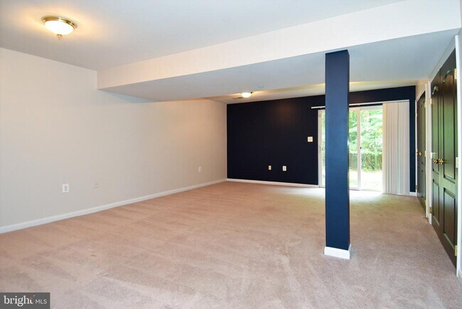 Building Photo - 15511 Kennett Square Way