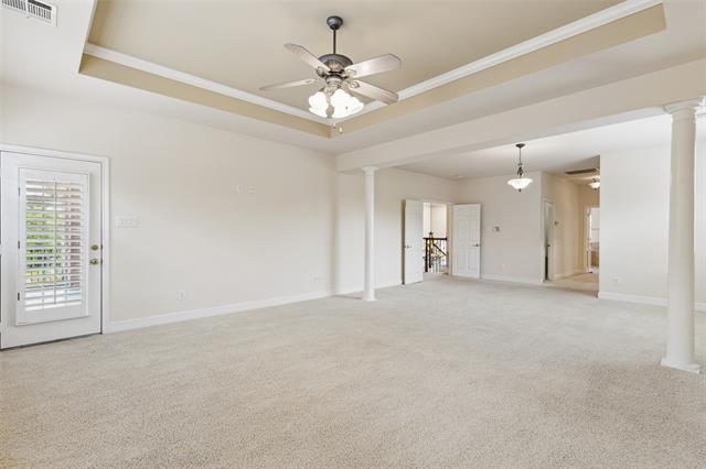 Building Photo - 820 Deer Hollow Blvd