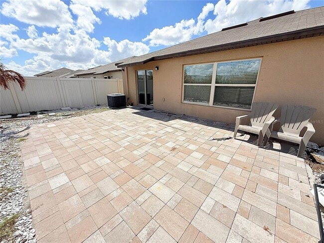 Building Photo - 15610 Charr Island St