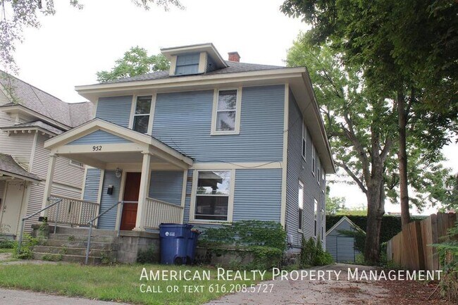 Primary Photo - 952 Virginia St SE