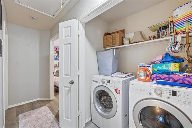 Building Photo - 5728 Giddyup Ln