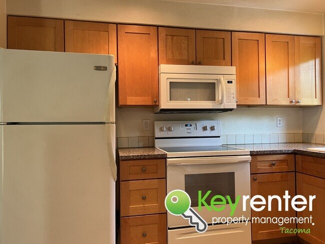 Building Photo - Stunning North End Single-Family Home with...