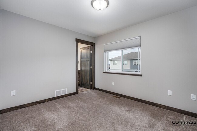 Building Photo - 3017 Eldorado Blvd