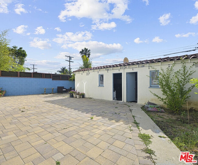 Building Photo - 1119 S Crescent Heights Blvd